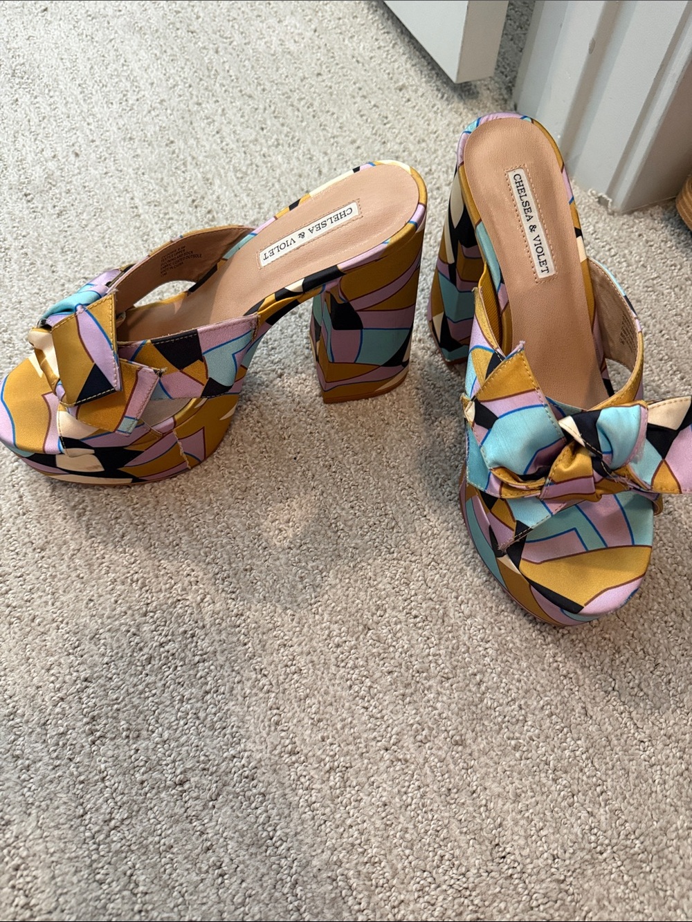 Chelsea & Violet Geometric Multicolor Knot Platform Mules